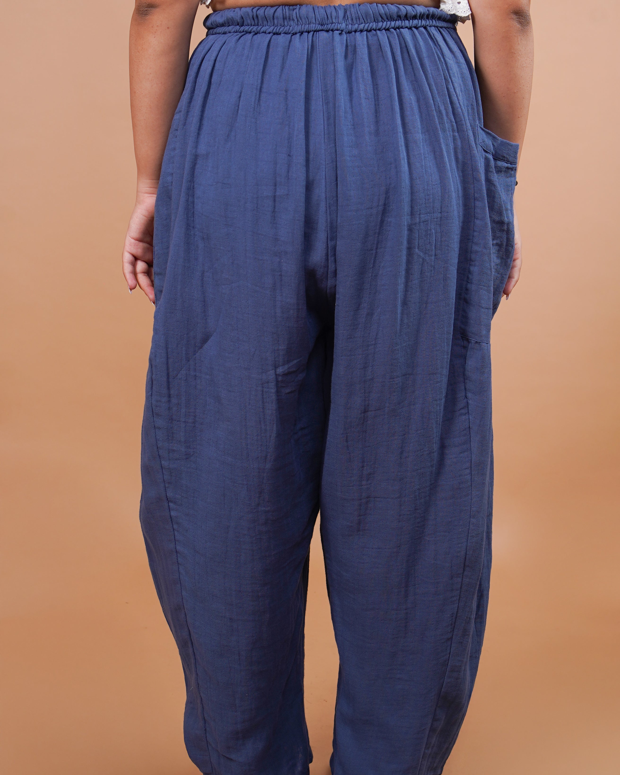 Ultra Airy Barrel Pants