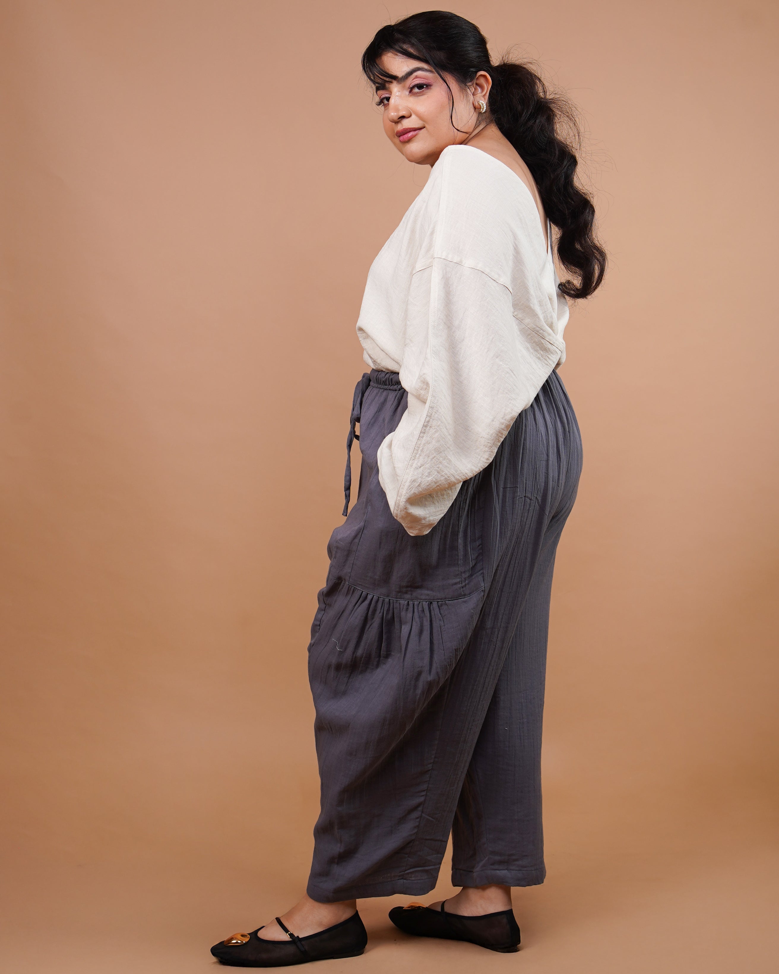 Ultra Airy Barrel Pants