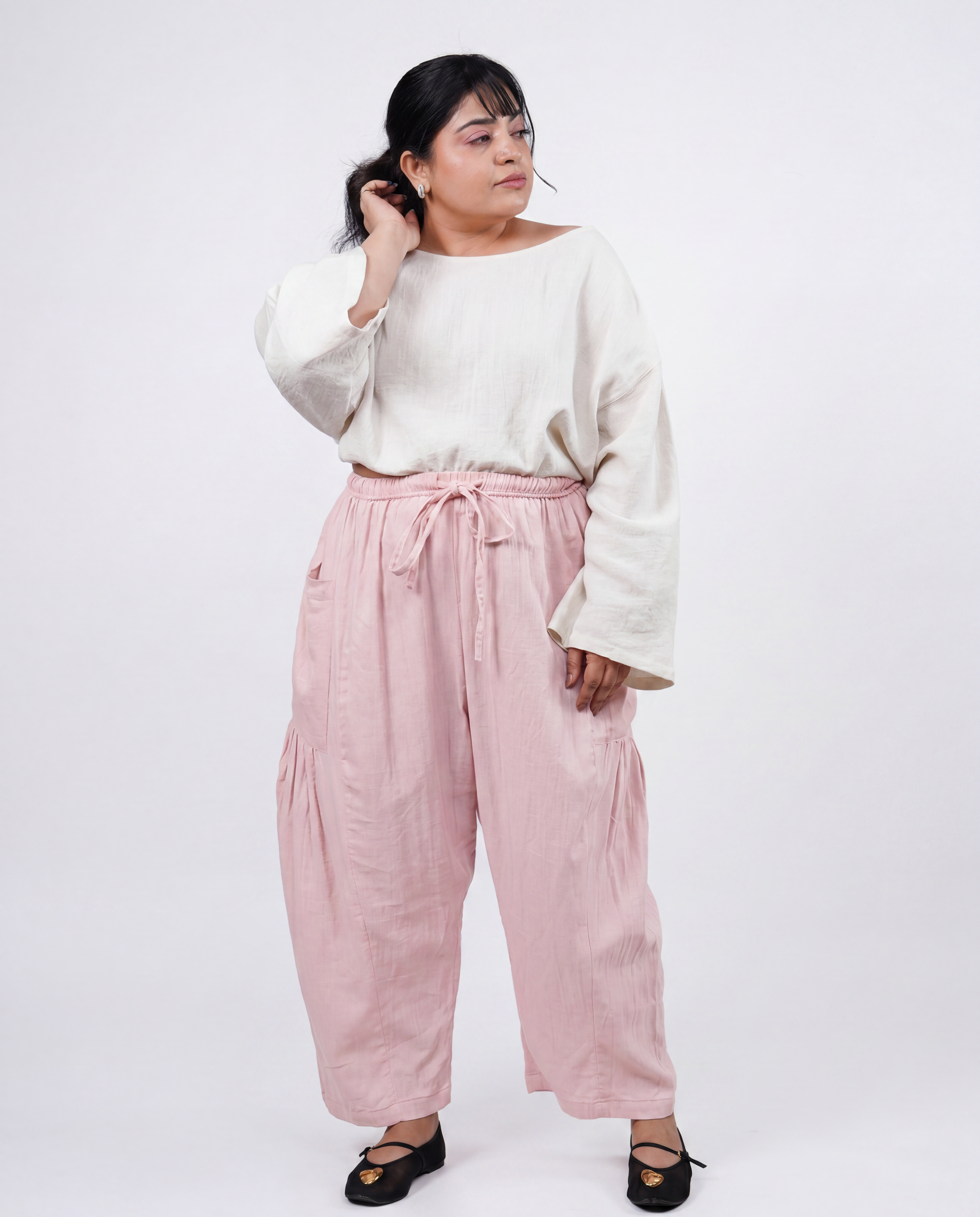Ultra Airy Barrel Pants