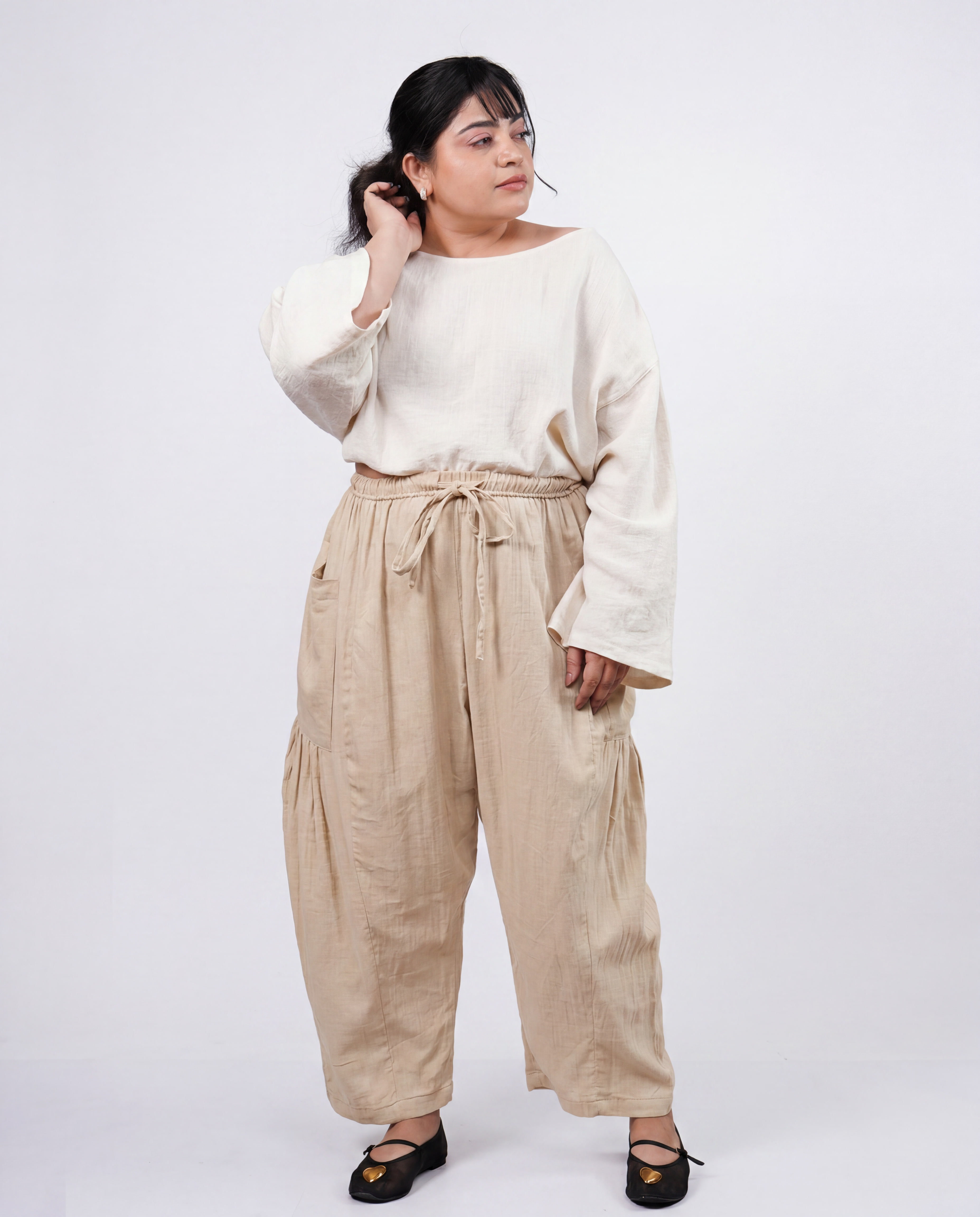 Ultra Airy Barrel Pants