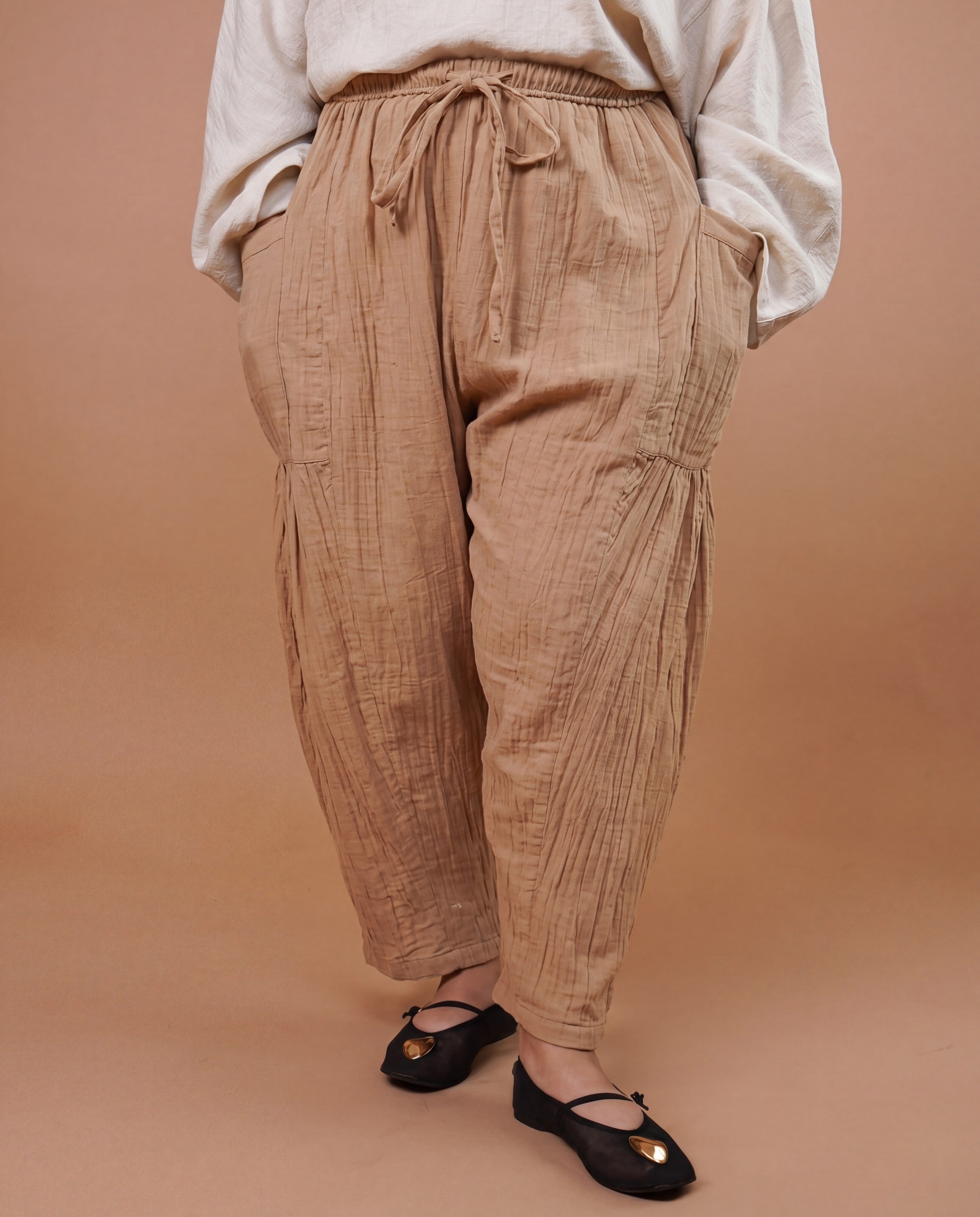 Ultra Airy Barrel Pants