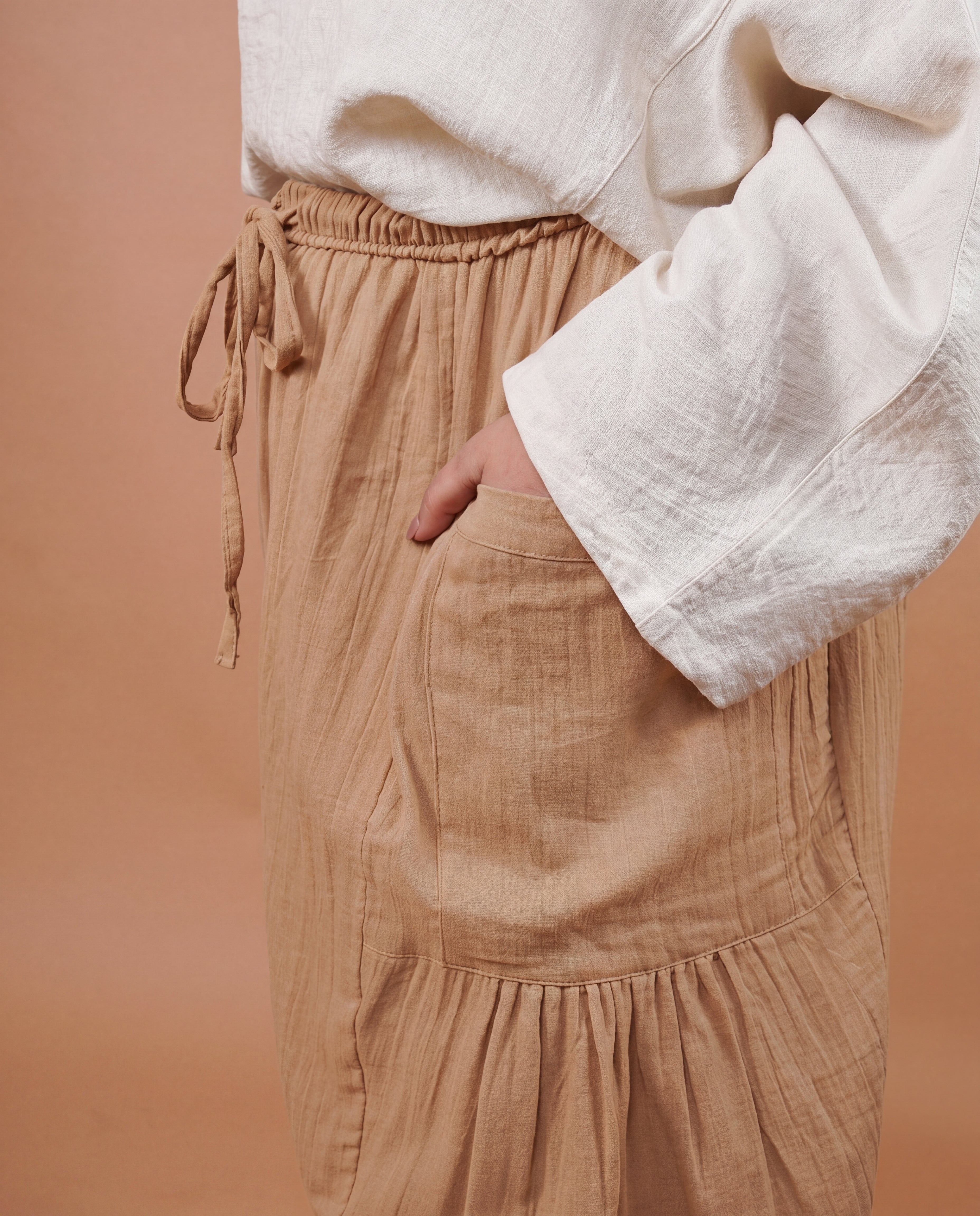 Ultra Airy Barrel Pants