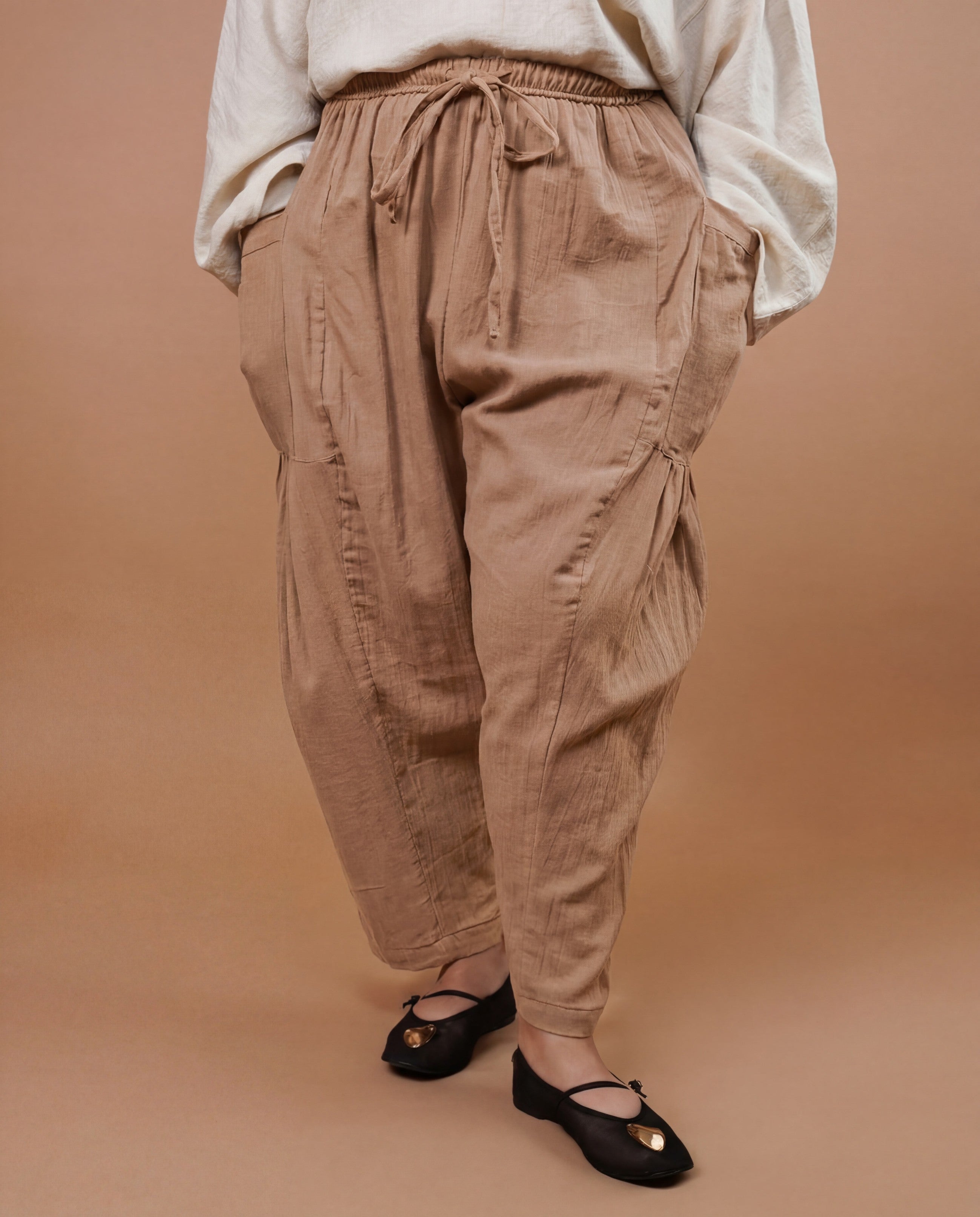 Ultra Airy Barrel Pants