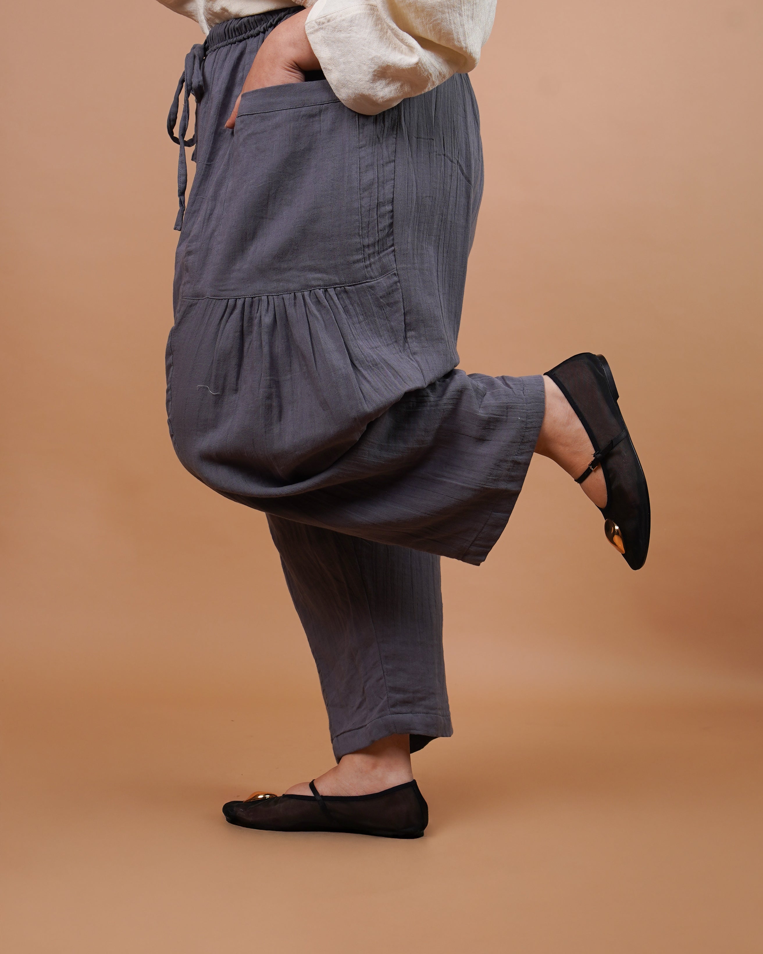 Ultra Airy Barrel Pants