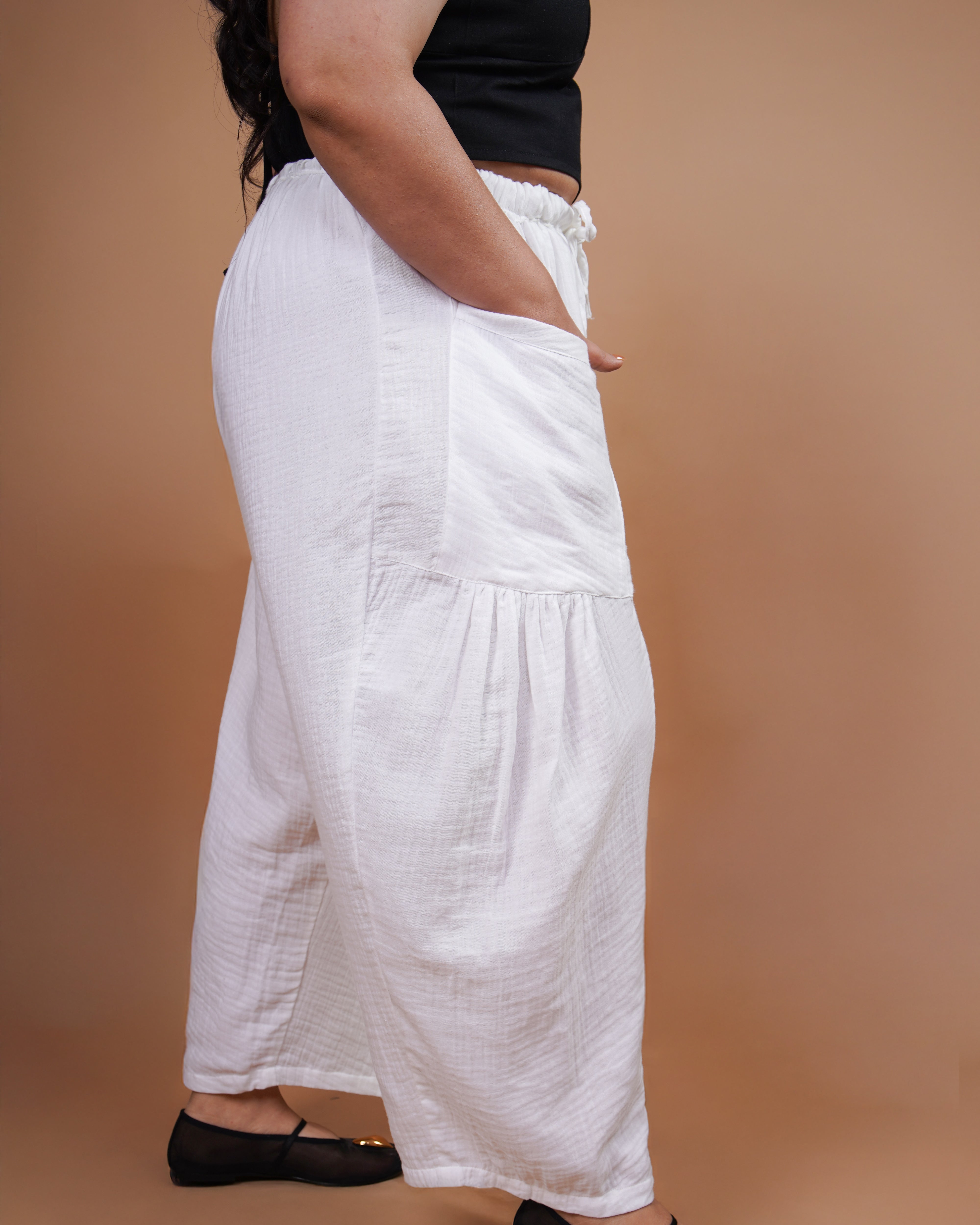 Ultra Airy Barrel Pants