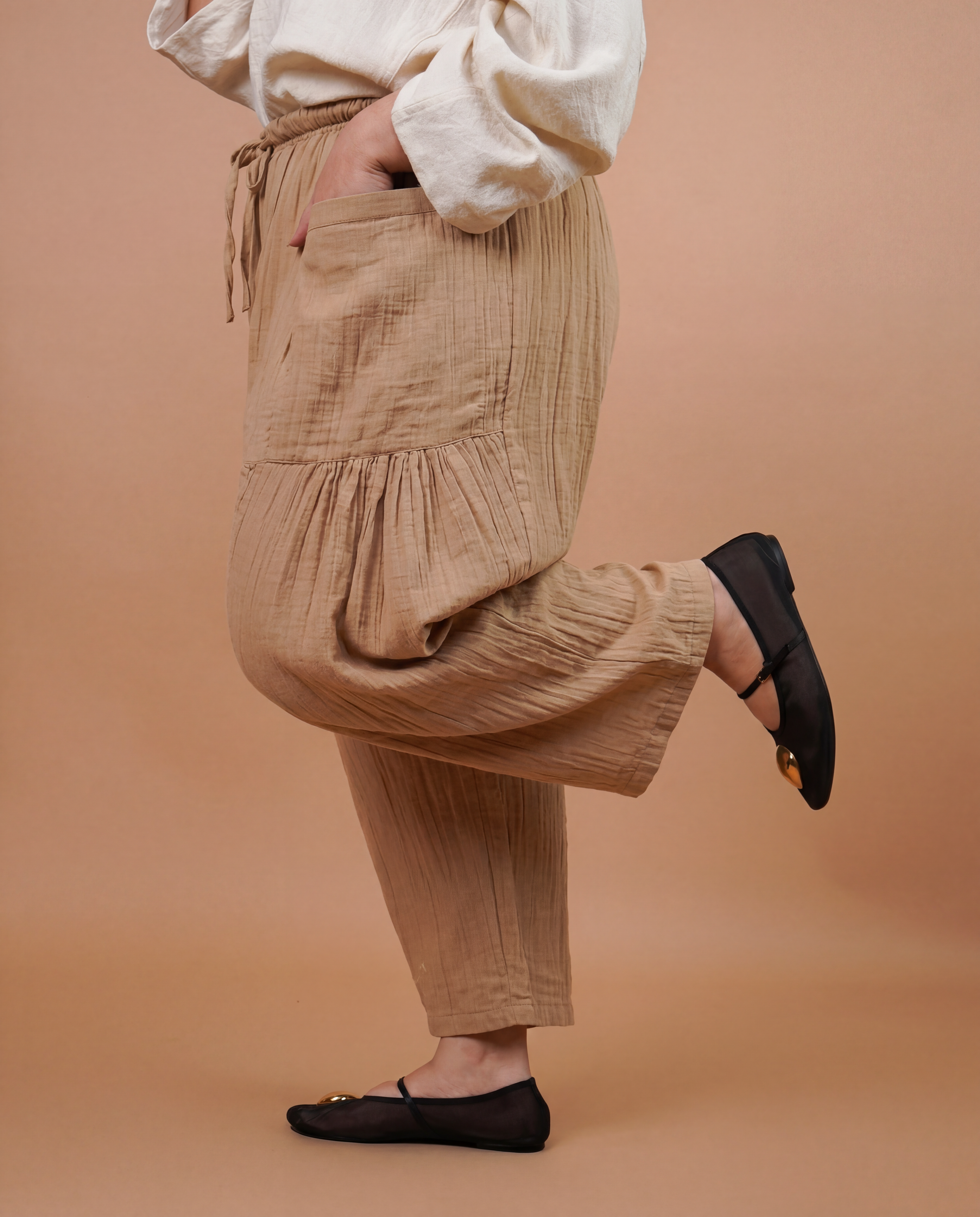 Ultra Airy Barrel Pants