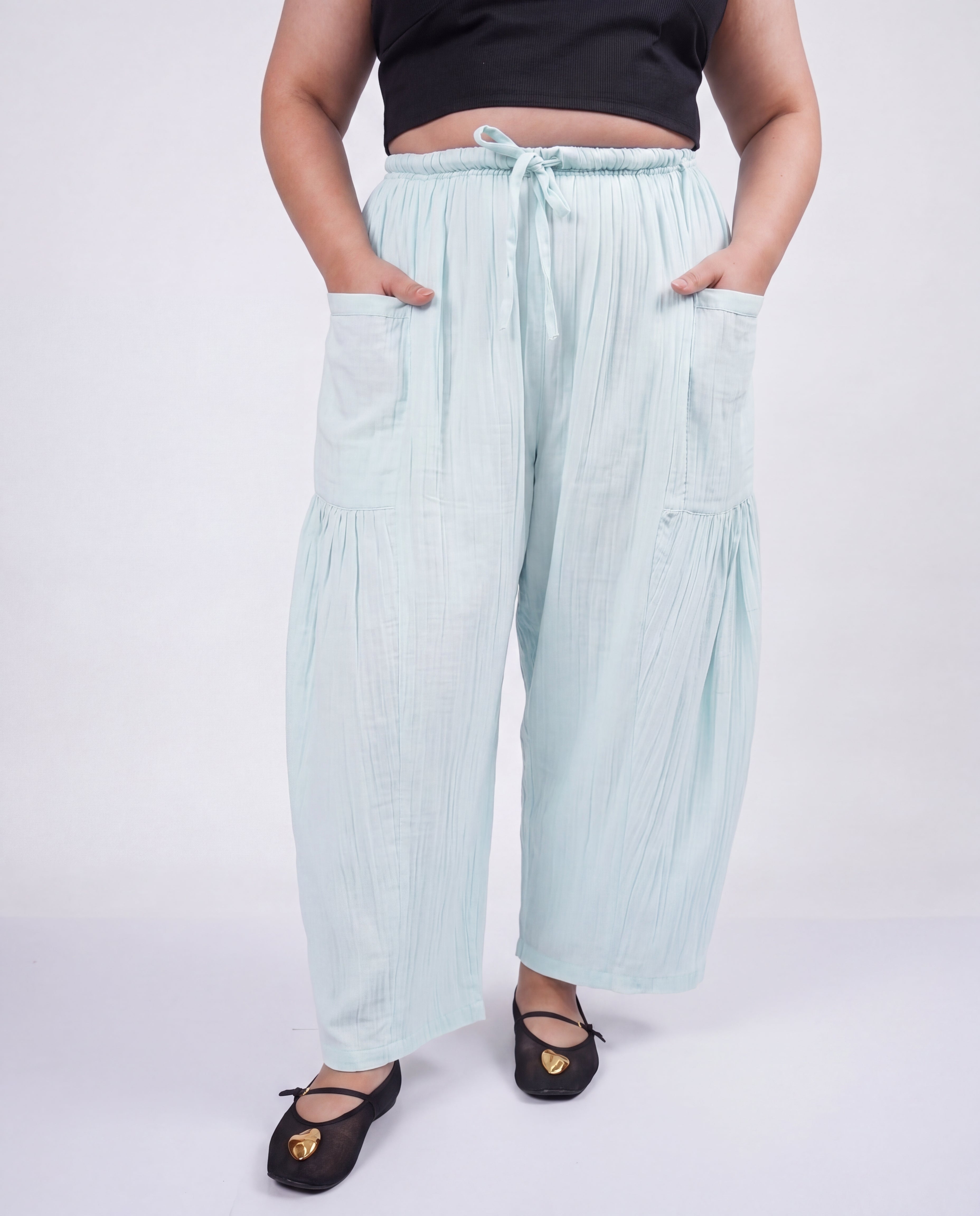 Ultra Airy Barrel Pants